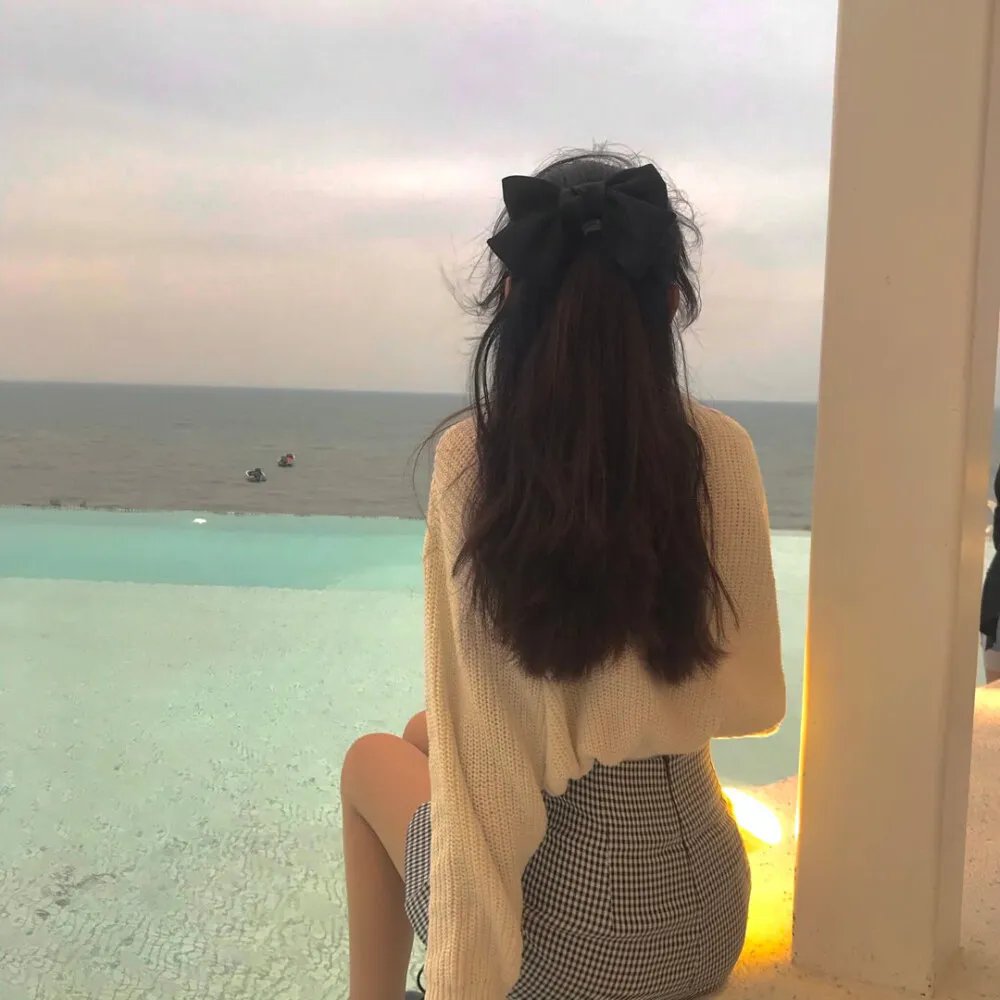 玉米上的麻雀